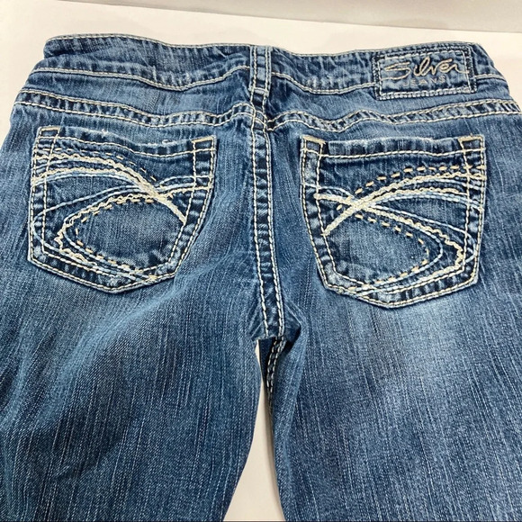 Silver Jeans Women's Sz 28 Santorini Capri/Cropped Jeans Medium Wash Blue Denim - Picture 11 of 11